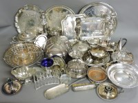 Lot 1434 - A collection of silver plated wares