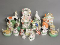 Lot 1500 - A collection of Staffordshire pottery