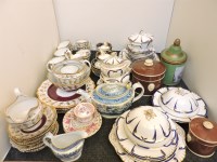 Lot 1463 - An 1830s pattern number 6469H part teaset