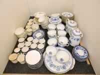 Lot 1447 - Minton Greenwich and Hardwicke Hall pattern part tea wares