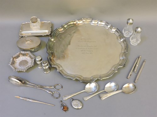 Lot 1190 - A collection of silver and silver plate