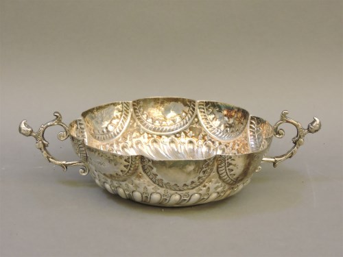 Lot 1246 - A Victorian silver two handled bowl
