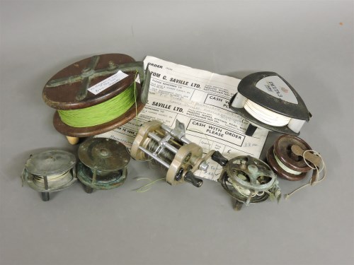 Lot 1184 - Seven various old fishing reels