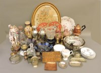 Lot 1417 - Two boxes of miscellaneous 19th century and later porcelain