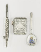 Lot 226 - An Edwardian silver vesta case