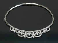 Lot 617 - A white gold