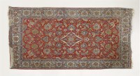 Lot 466 - An Isfahan rug