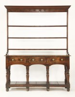 Lot 445 - A pine dresser