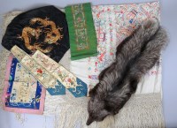 Lot 173 - A fox fur stole