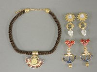 Lot 10 - A gold-plated Michaela Frey enamel necklace