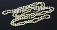 Lot 513 - A two row uniform cultured pearl necklace