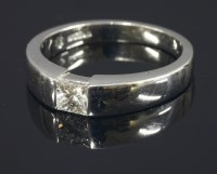 Lot 653 - An 18ct white gold single stone diamond ring