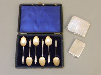 Lot 89 - A set of six silver apostle spoons