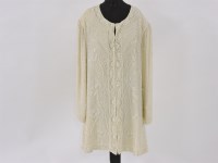Lot 339 - An Ellebelle LLC ivory pure silk evening coat