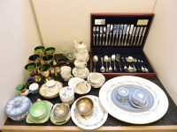 Lot 226 - A set of Viners silver plated cutlery
