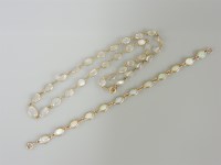 Lot 16 - A silver gilt moonstone necklace