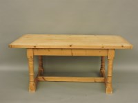 Lot 518 - A modern pine kitchen table