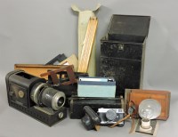 Lot 258 - A tin magic lantern