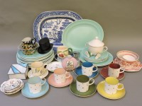 Lot 320 - A quantity of decorative china