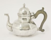 Lot 89 - A George I silver teapot