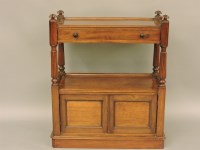 Lot 485 - A Victorian mahogany buffet