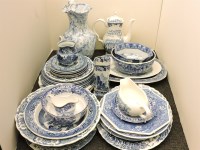 Lot 345 - Various blue and white china