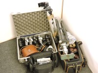 Lot 299 - A large quantity of assorted cameras