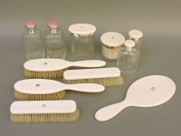 Lot 104 - A dressing table set