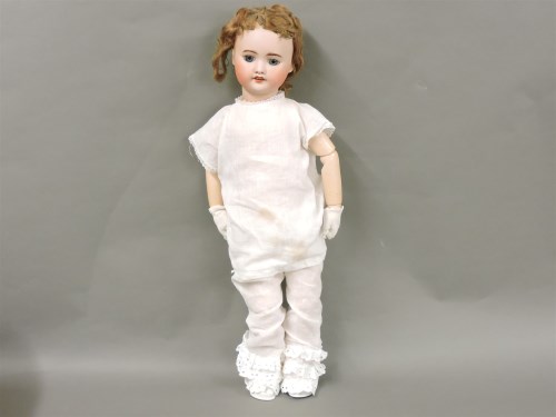 Lot 186 - A French bisque head doll