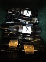 Lot 183 - Assorted bottles of wine