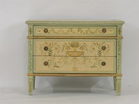 Lot 478 - A modern Italian style three drawer chest