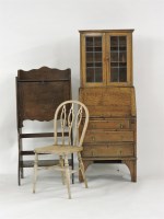 Lot 485 - An early 20th century oak student's bureau