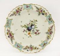 Lot 7 - A rare Bow Plate