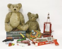 Lot 123 - Two teddy bears