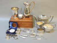 Lot 265 - Silver-plated items