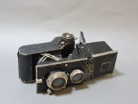 Lot 243A - A Welta Perfekta twin lens reflex camera