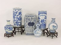 Lot 203 - A group of blue and white ceramics
