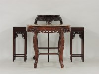 Lot 441 - A Chinese table