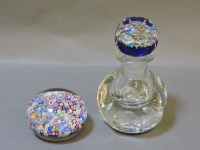 Lot 286 - A modern Baccarat paperweight