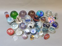 Lot 363 - A collection of various paperweights