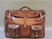 Lot 464 - A vintage leather sports/weekend bag