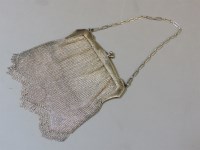 Lot 104 - A 925 mesh 'Art Deco' ladies evening bag