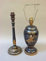 Lot 471 - A chinoiserie standard lamp