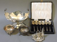 Lot 163 - A silver bowl shaped dish