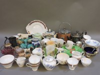 Lot 314 - A collection of glassware and ceramics