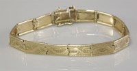 Lot 78 - A gold plaque link bracelet