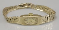 Lot 33 - A ladies 9ct gold Rotary mechanical bracelet watch