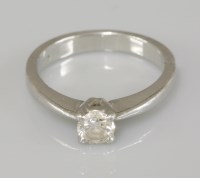 Lot 2 - A platinum single stone diamond ring
