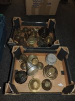 Lot 553 - A mixed quantity of cup weight sets