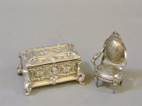 Lot 105 - A cast silver vesta box